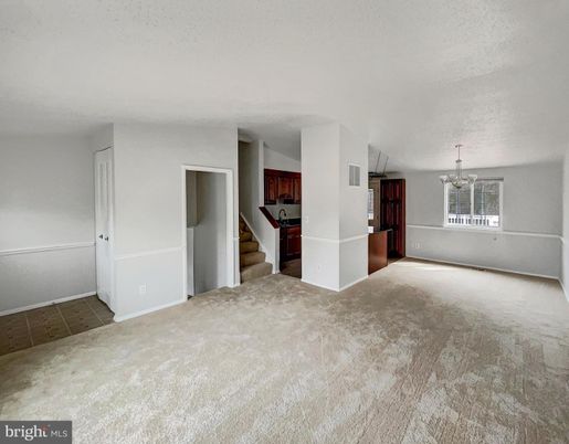 Chandelier, Empty room, Interior