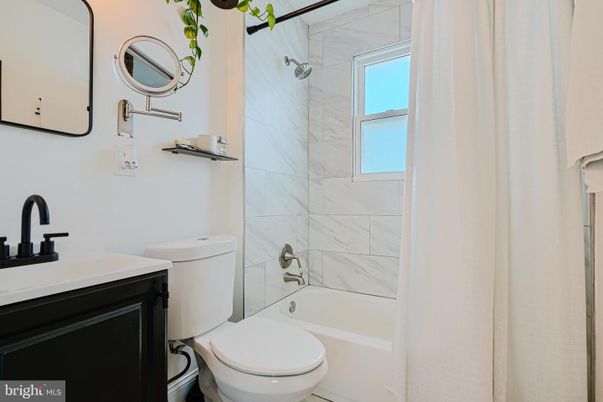 Bathroom, Interior, Marble Walls