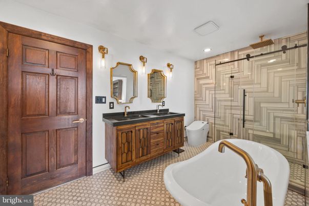 Bathroom, Dual Sink Vanities, Free Standing Baths, Glass Shower, Interior, Recessed Lighting