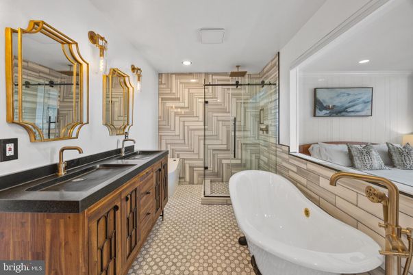 Bathroom, Dual Sink Vanities, Free Standing Baths, Glass Shower, Interior, Recessed Lighting