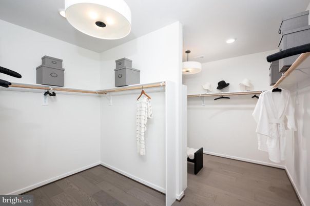 Interior, Pendant Lights, Recessed Lighting, Wood Texture Flooring