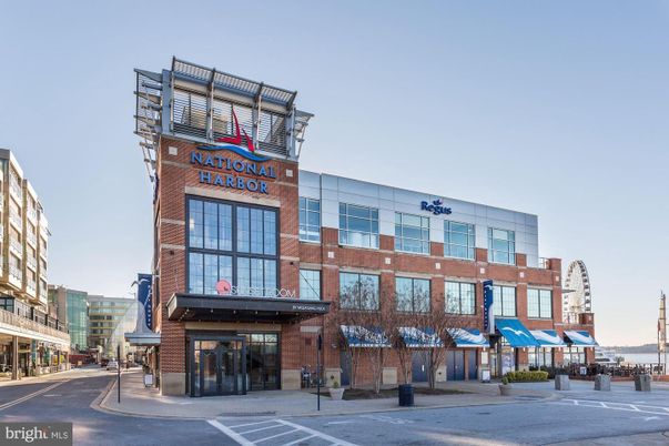 Exterior, Facade, Brick Facade, Highrise