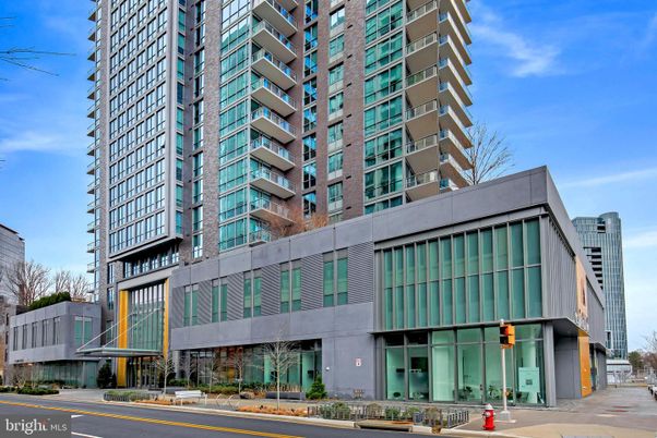 Exterior, Facade, Condo Building