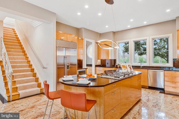 Interior, Kitchen, Pendant Lights, Recessed Lighting, Stainless Steel Appliances