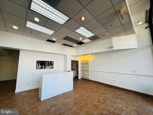 Fireplace, Interior, Recessed Lighting