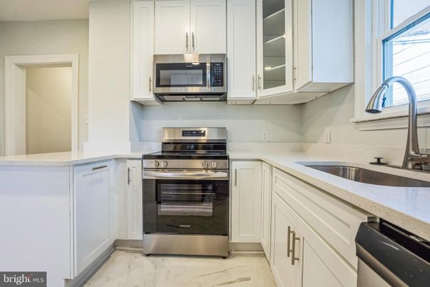 Interior, Kitchen, Marble, Stainless Steel Appliances