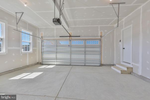 Garage, Interior