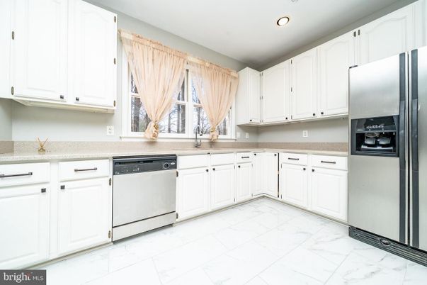 Interior, Kitchen, Marble, Recessed Lighting