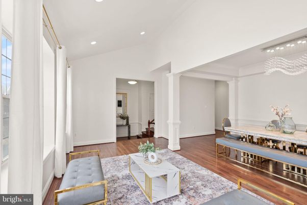 Dining room, Interior, Living room, Recessed Lighting, Wood Texture Flooring