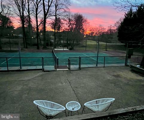 Exterior, Tennis Courts