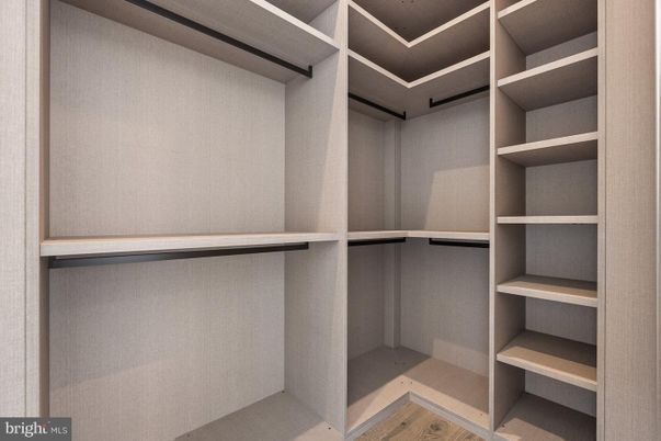 Interior, Walk-in Closets