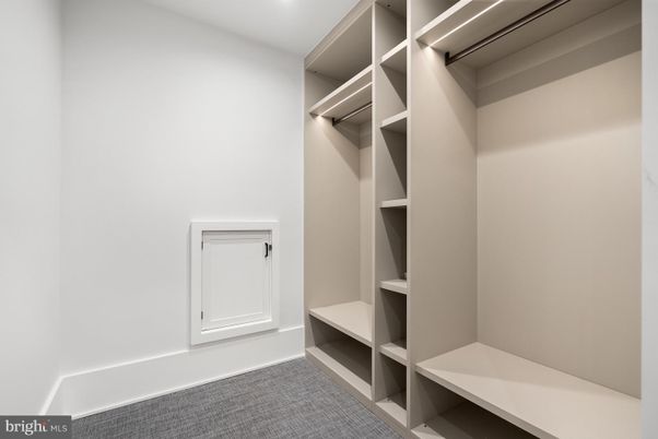 Interior, Recessed Lighting, Walk-in Closets