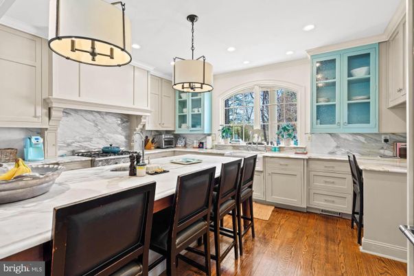 Interior, Kitchen, Marble Walls, Pendant Lights, Recessed Lighting, Wood Texture Flooring