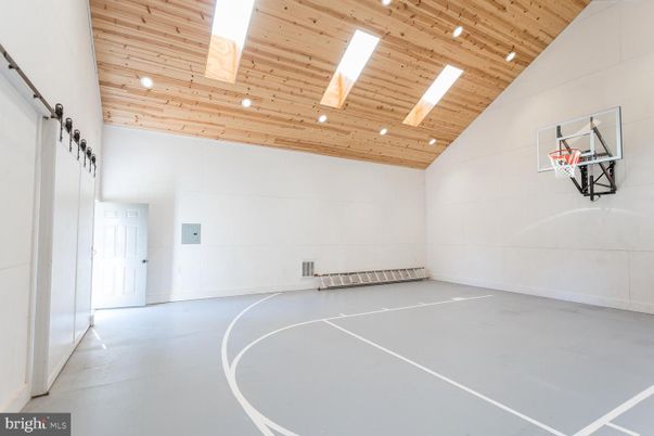 Interior, Recessed Lighting, Wooden Ceilings