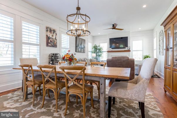 Chandelier, Dining room, Interior, Pendant Lights, Recessed Lighting, Wood Texture Flooring
