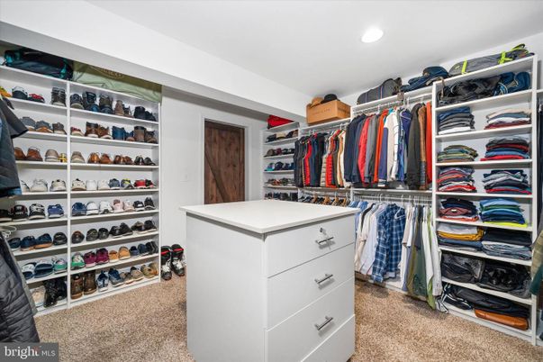 Interior, Recessed Lighting, Walk-in Closets