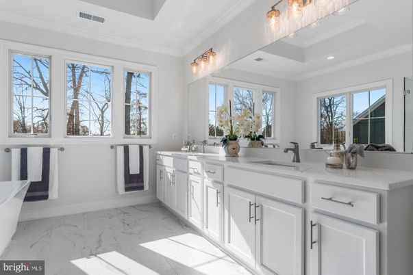 Bathroom, Dual Sink Vanities, Interior, Marble, Recessed Lighting