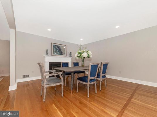 Dining room, Fireplace, Interior, Recessed Lighting, Wood Texture Flooring