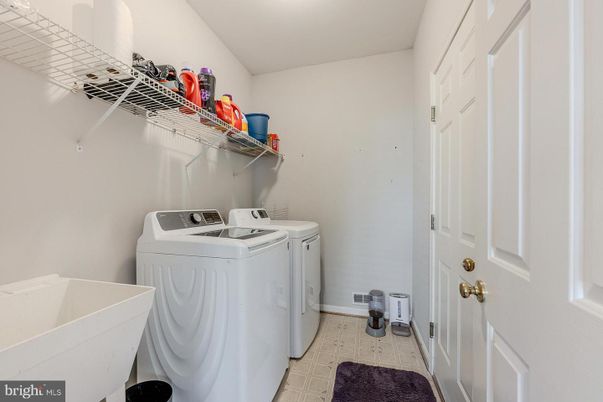 Interior, Washer