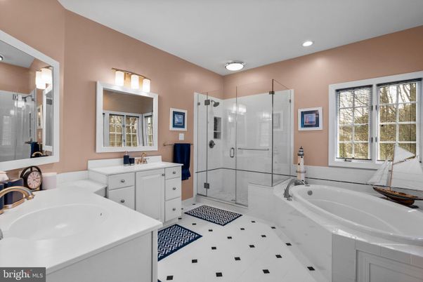 Bathroom, Dual Sink Vanities, Glass Shower, Interior, Recessed Lighting