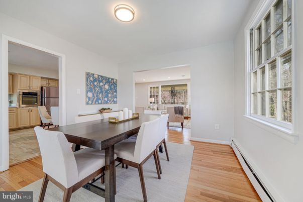 Dining room, Interior, Kitchen, Recessed Lighting, Wood Texture Flooring