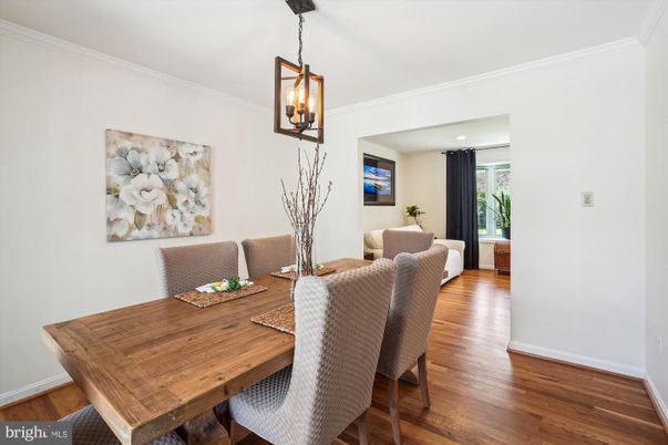Dining room, Interior, Pendant Lights, Recessed Lighting, Wood Texture Flooring