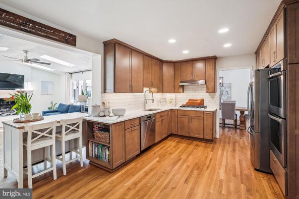 Dining room, Interior, Kitchen, Recessed Lighting, Wood Texture Flooring