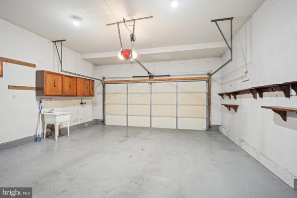 Garage, Interior, Recessed Lighting