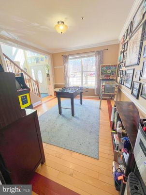 Game Room, Interior, Wood Texture Flooring