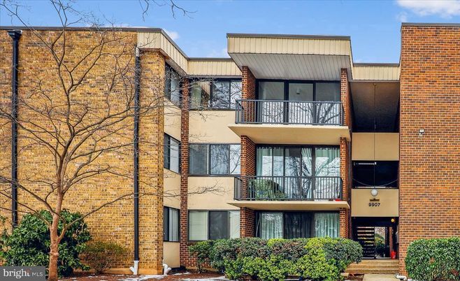 Exterior, Facade, Brick Facade, Modern