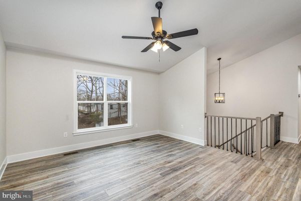 Empty room, Interior, Pendant Lights, Wood Texture Flooring