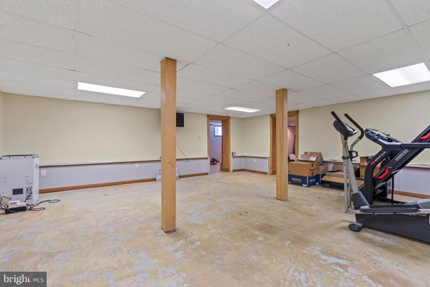 Fitness Equipment, Interior, Recessed Lighting