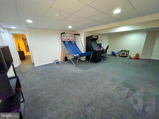 Fitness Equipment, Interior, Recessed Lighting