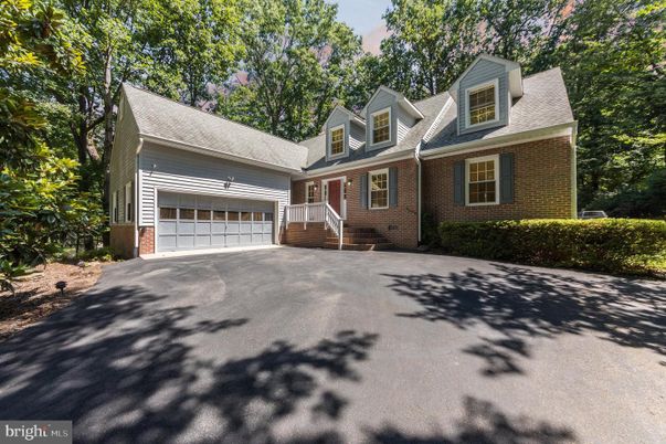 Attached, Exterior, Facade, Brick Facade, Cape Cod