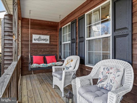 Exterior, Wood Texture Flooring