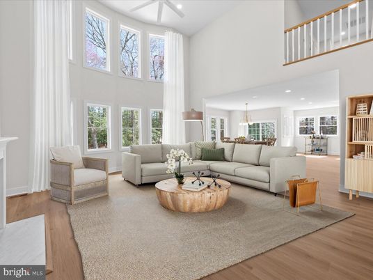 Interior, Living room, Pendant Lights, Recessed Lighting, Wood Texture Flooring