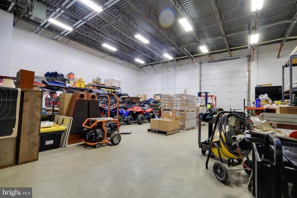 Garage, Interior, Recessed Lighting