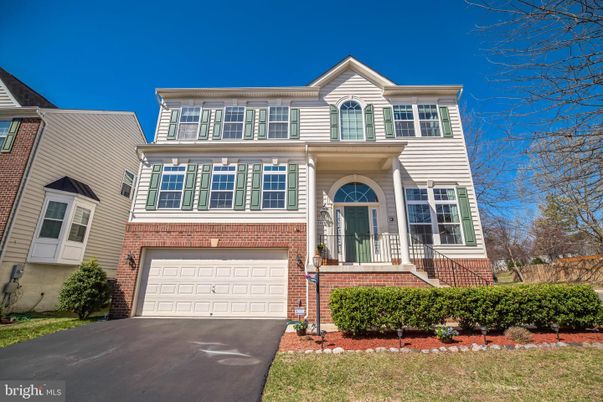 Attached, Exterior, Facade, Brick Facade, Rowhouse