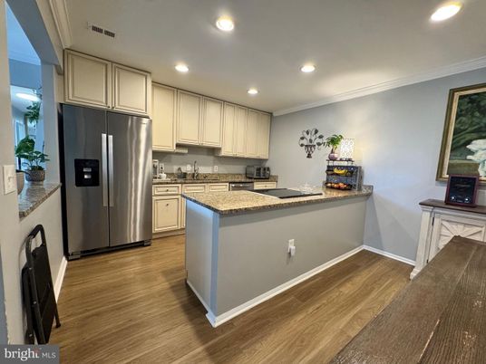 Interior, Kitchen, Recessed Lighting, Wood Texture Flooring