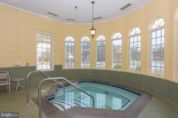 Interior, Pendant Lights, Pool