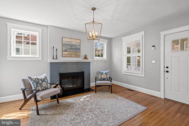 Fireplace, Interior, Pendant Lights, Wood Texture Flooring