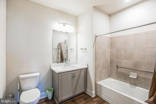 Bathroom, Interior, Recessed Lighting, Wood Texture Flooring