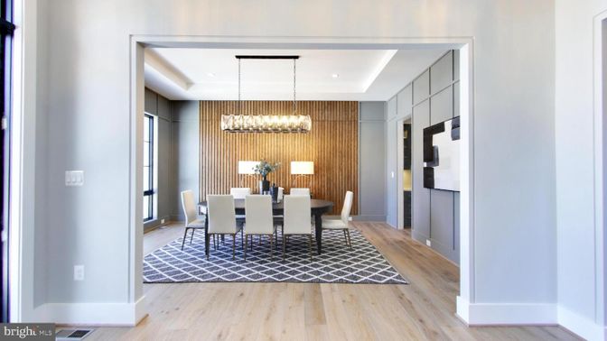 Chandelier, Dining room, Interior, Recessed Lighting, Wood Texture Flooring