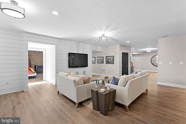 Interior, Living room, Recessed Lighting, Stone Walls, Wood Texture Flooring