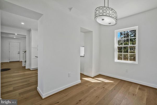 Interior, Pendant Lights, Recessed Lighting, Wood Texture Flooring