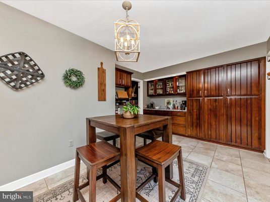 Dining room, Interior