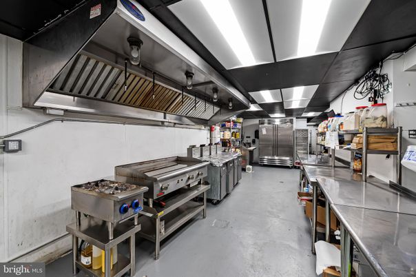 Interior, Stainless Steel Appliances