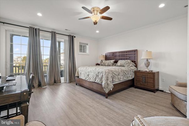 Bedroom, Home Office, Interior, Recessed Lighting, Wood Texture Flooring