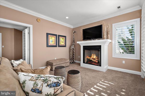 Fireplace, Interior, Living room, Recessed Lighting