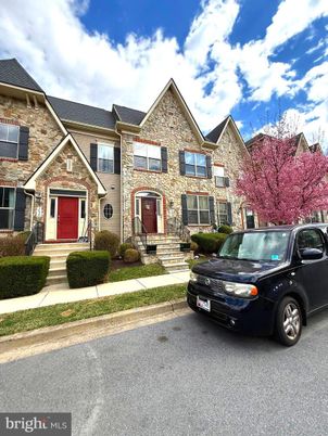 Exterior, Facade, Tudor Revival